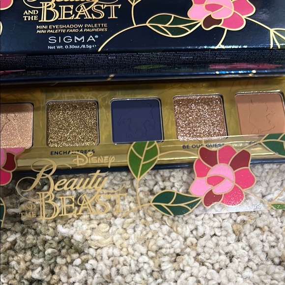 🎉HOST PICK 7/25🎉Disney x Sigma Beauty Collab Beauty & Beast Eyeshadow Palette - Picture 9 of 11